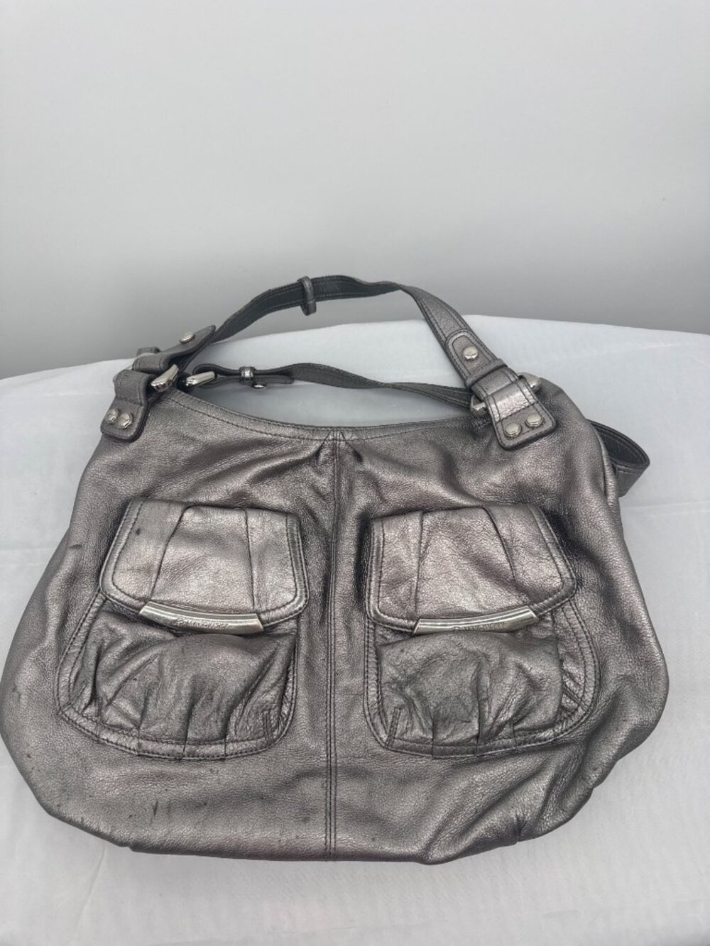 B Makowsky Metallic Silver Leather Hobo Bag Vintage Y2K Chunky Hardware Grunge